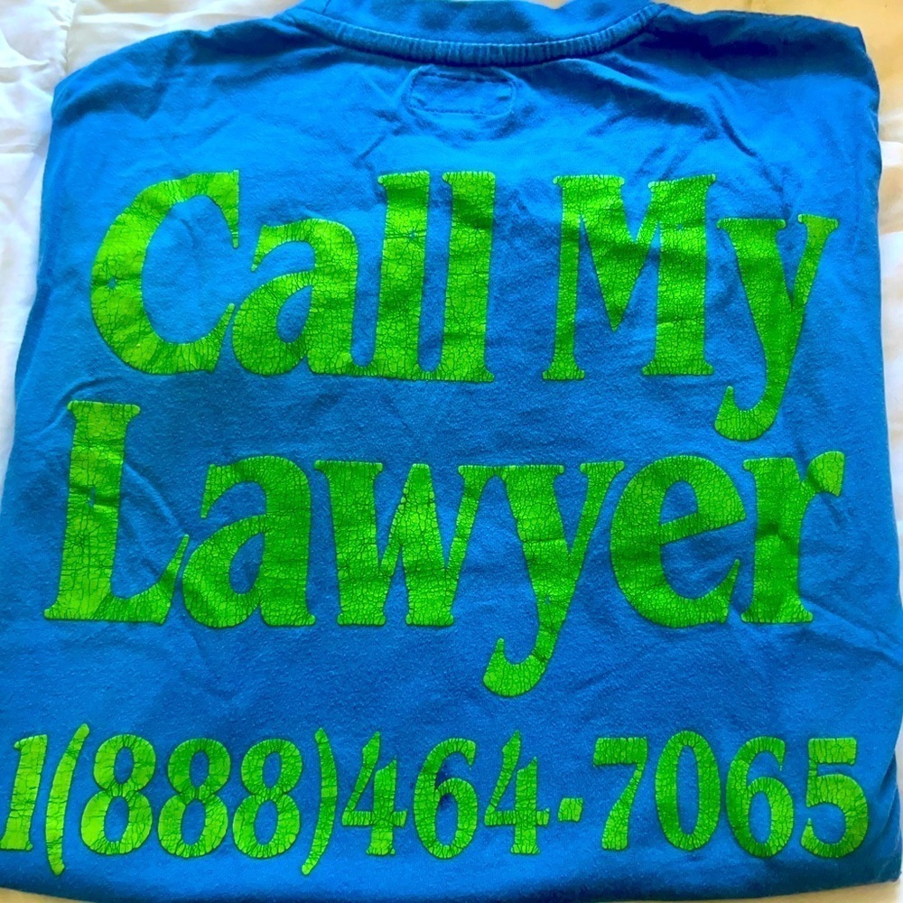 Chinatown Market Call My Lawyer Tee Size M